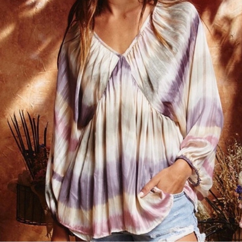 BUCKETLIST Purple Lurex Metallic Glitter Shine  Knit Top - Picture 4 of 5